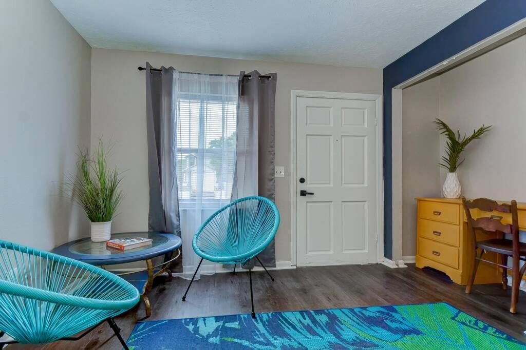 》Executive Apartment Near Armature Works-Room For Six, Full Kitchen《 Tampa Extérieur photo